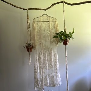 Women’s crochet embroidered duster cover up top - one size